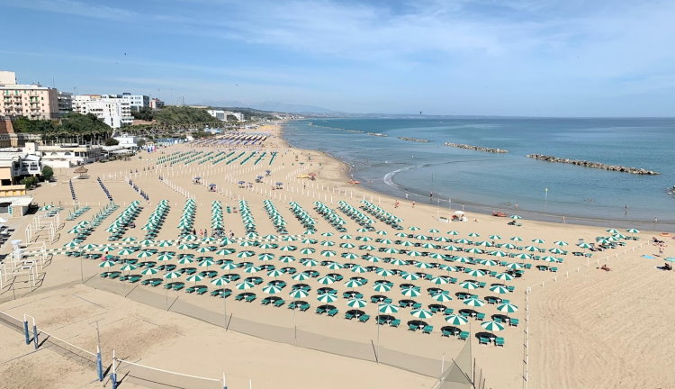 Termoli strand