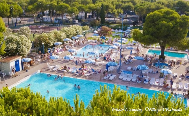 zwembad Camping Village Salinello